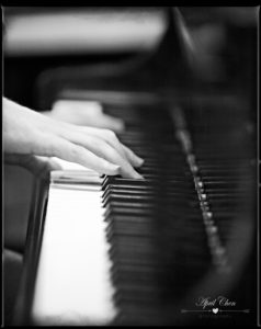 Piano hands